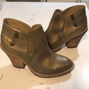 Kenneth Cole Reaction Ankle Boots